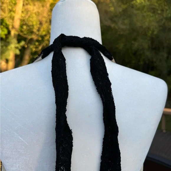 Bloomingdale’s Black Halter Dress size 4 Perfect for the holidays - Picture 4 of 7